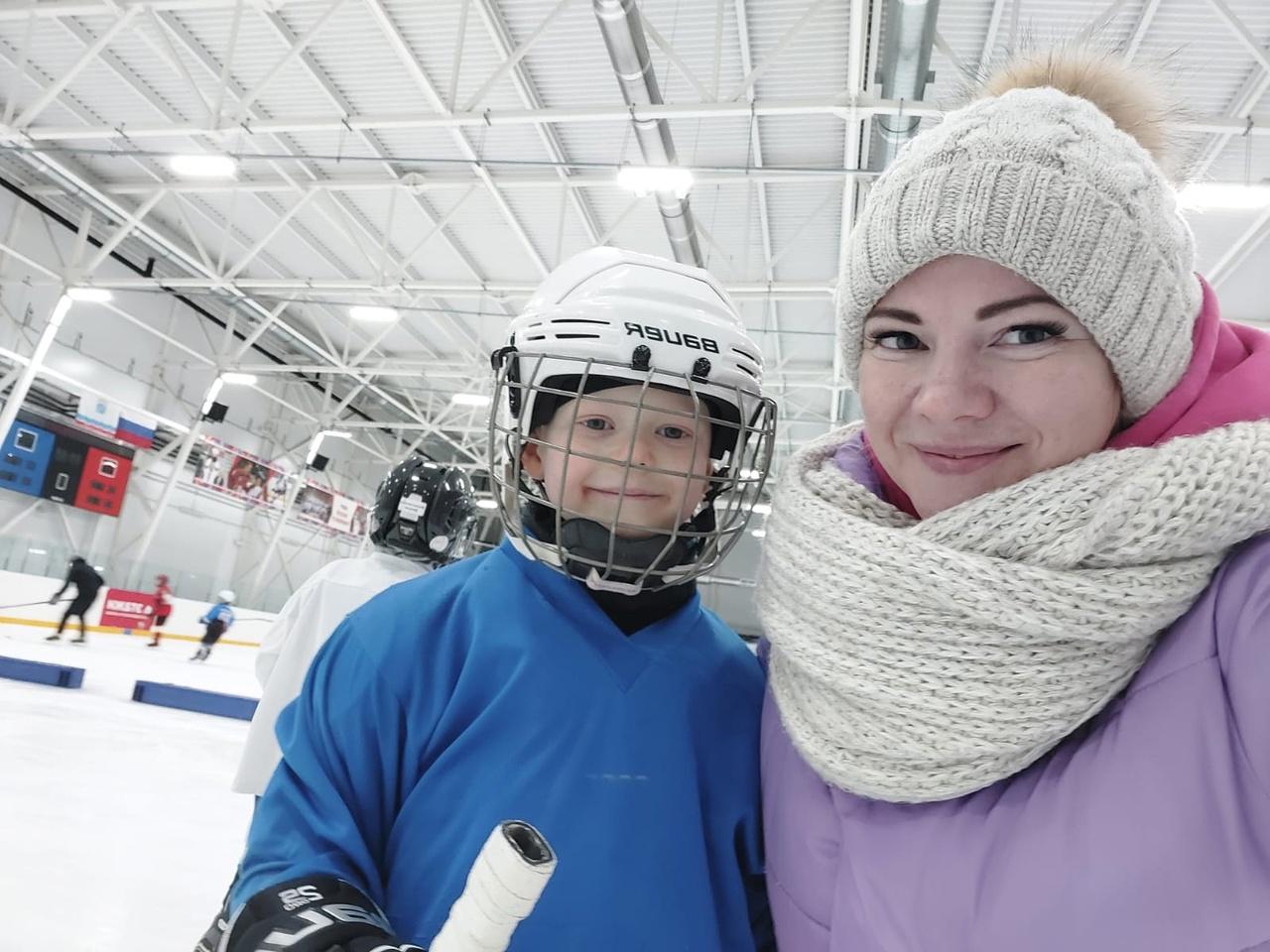 Customer Persona: Understanding the Bauer Hockey Customer